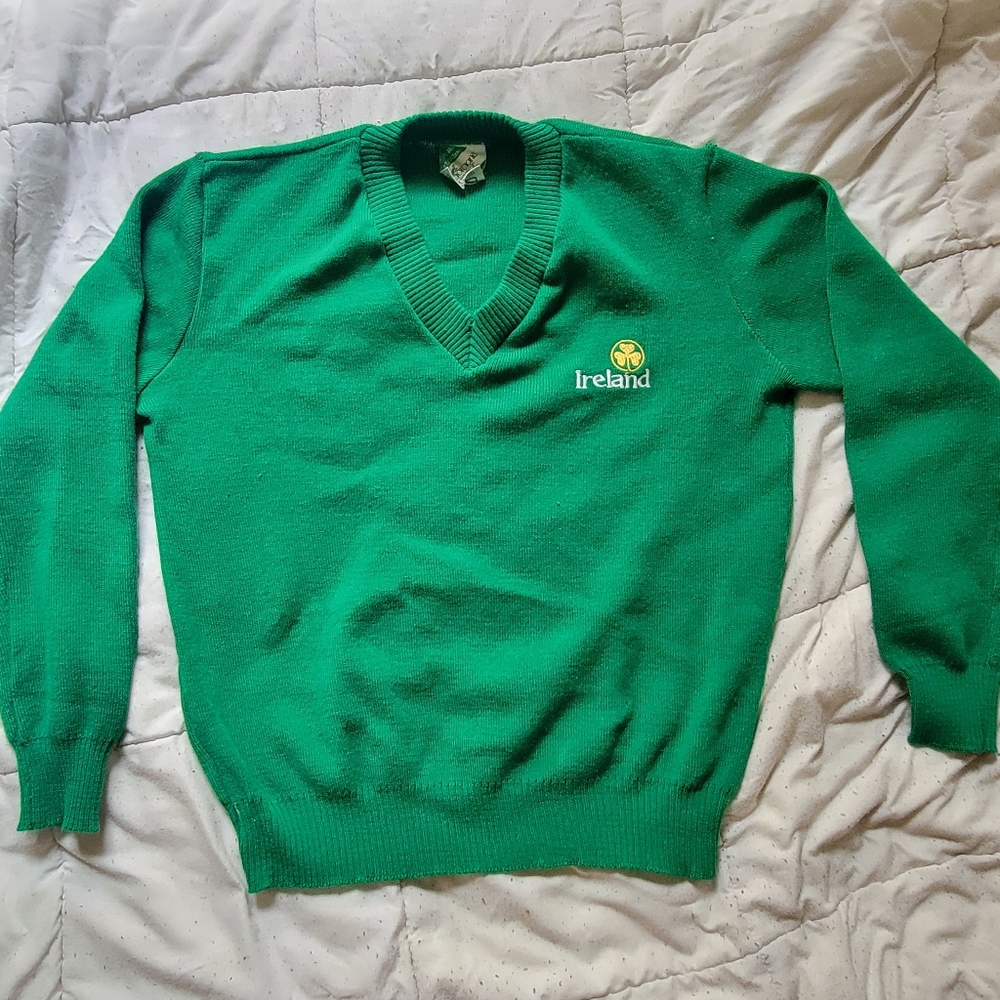 Vintage Traditional Craft Men's Green Ireland Logo V-Neck Sweater size L 38/40in